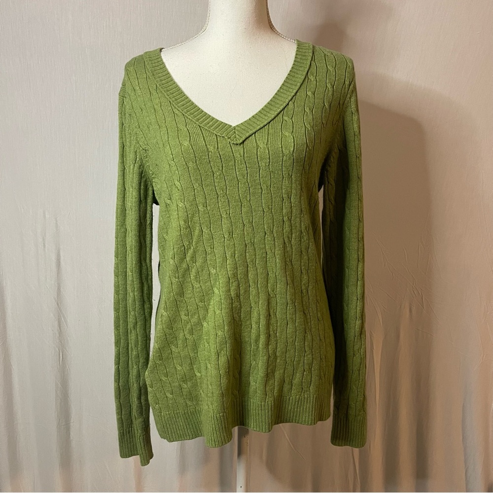 Ann Taylor Loft Green V-Neck Cable Knit Sweater